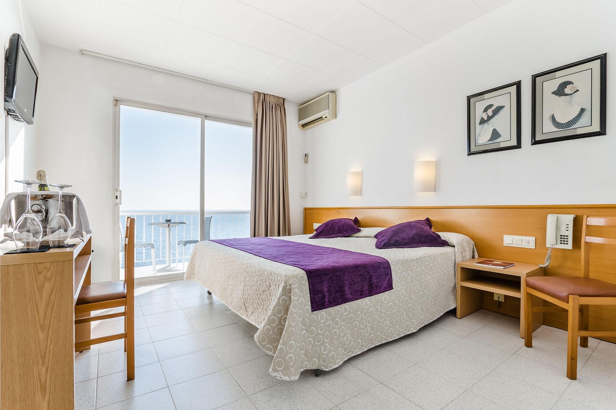 Gran Sol Hotel Sant Pol De Mar Bagian luar foto