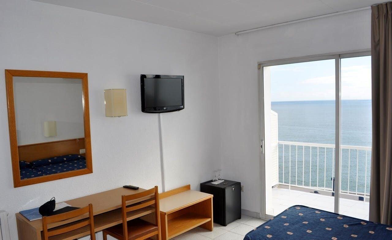 Gran Sol Hotel Sant Pol De Mar Bagian luar foto