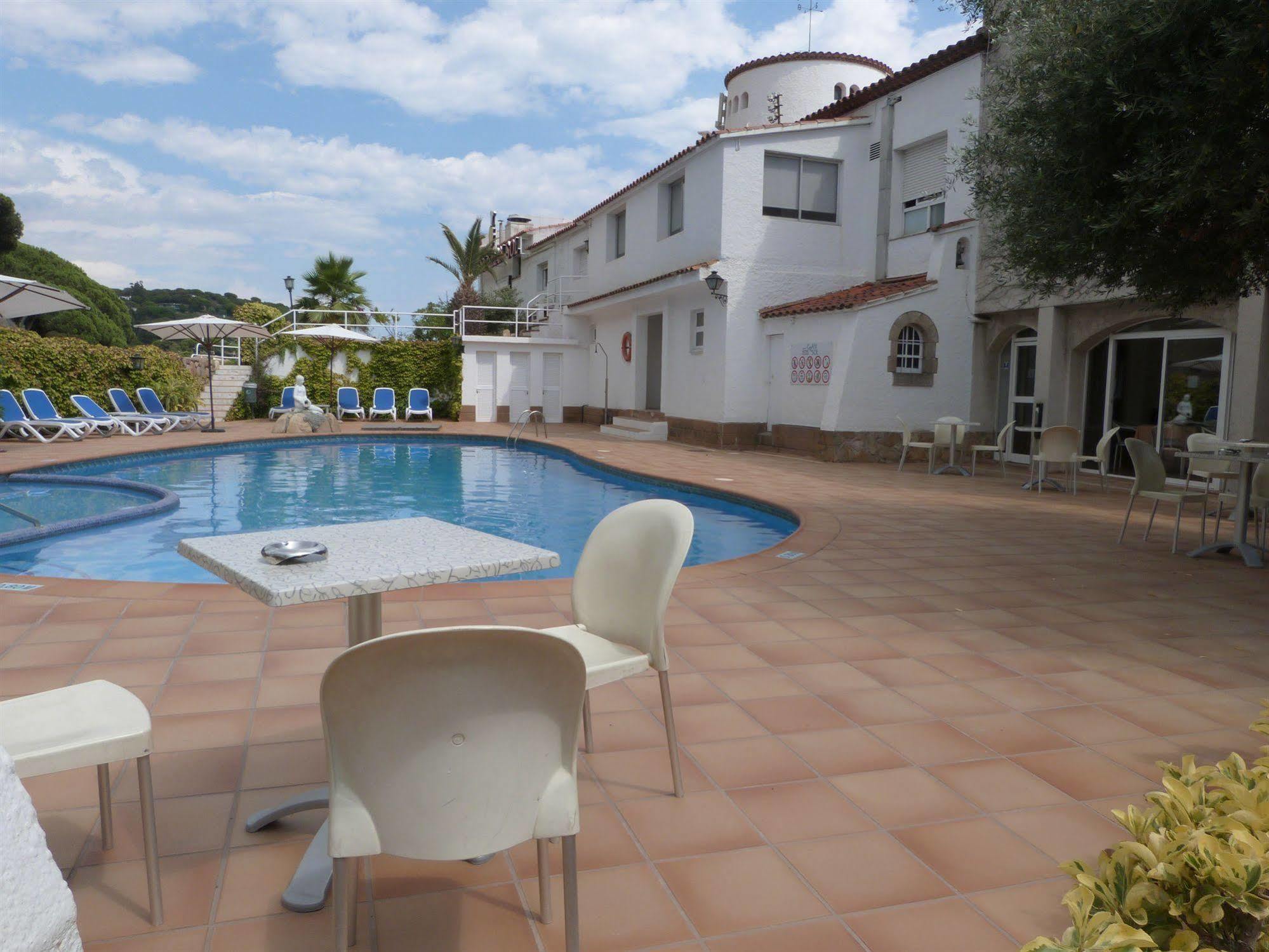 Gran Sol Hotel Sant Pol De Mar Bagian luar foto
